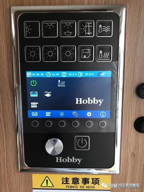 外觀低調，內飾奢華德國進口Hobby400SFe拖掛房車