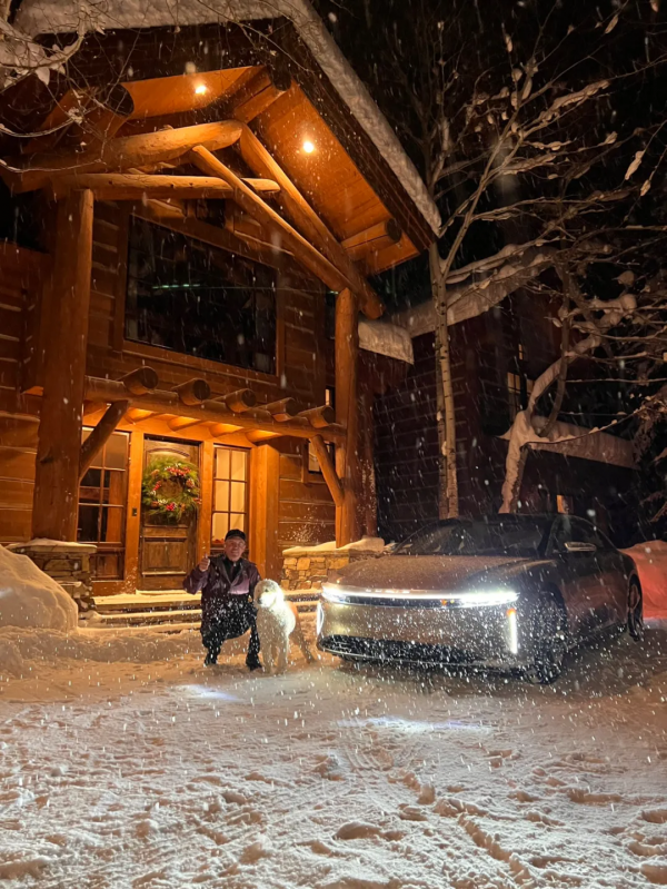 新能源汽車保費大漲，車主喊特斯拉保險趕緊來中國
