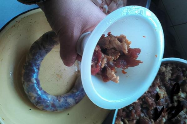 自制豬肉香腸的做法