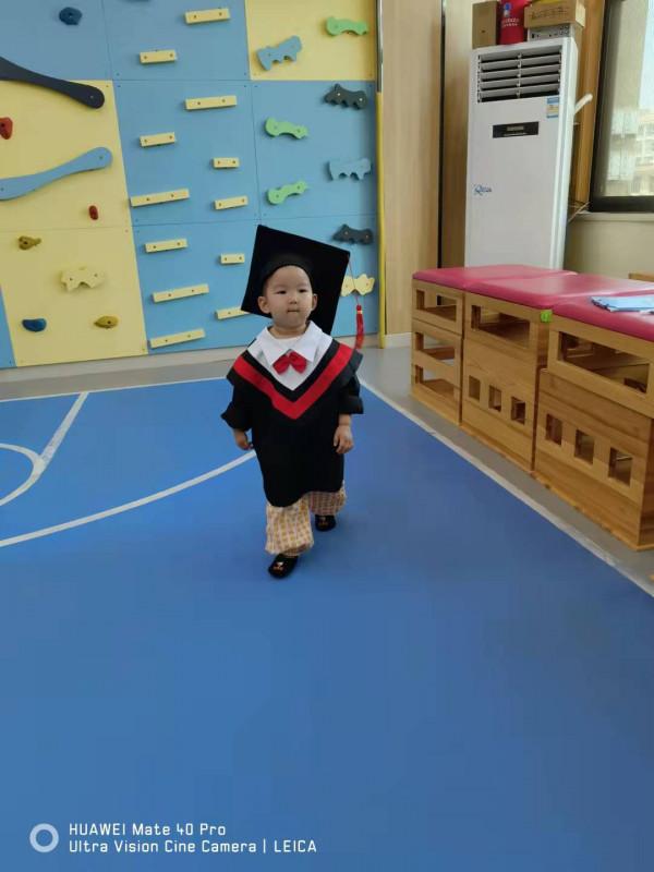 小孫女的一個特點——不動聲色幹大事