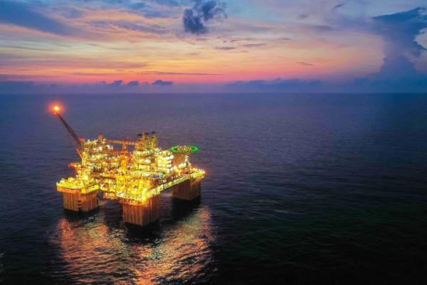 中國海油“深海一號”能源站研發設計團隊:堅持到感動自己,拼搏到竭盡全力 中國海油“深海一號”能源站研發設計團隊:堅持到感動自己,拼搏到竭盡全力