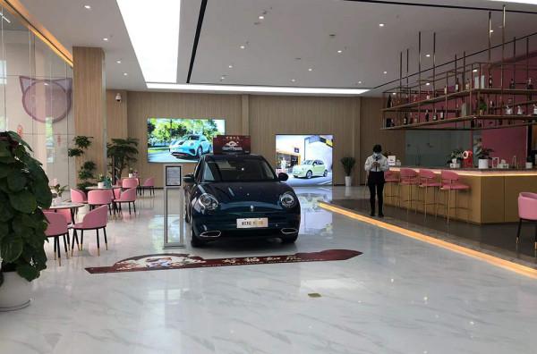 探店尤拉4S店：黑貓、小野貓連展車都沒了，提車約等4-5個月