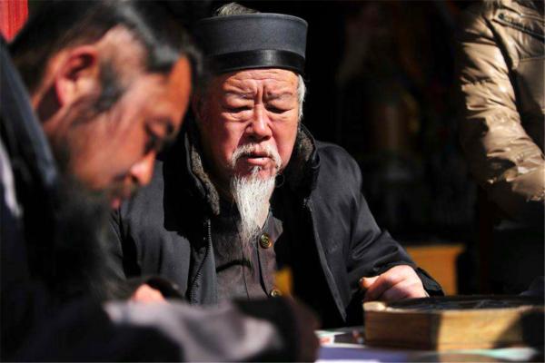 清朝最後一位大內高手，與許世友切磋武藝，能躲避張作霖的子彈