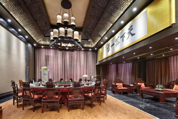 繽紛歲末，來臺兒莊古城辦一場完美的年會，無疑是極佳的選擇