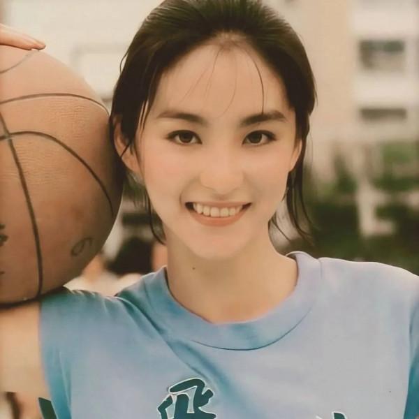 講真的|90年代的港風穿搭,今天看起來真時髦啊 講真的|90年代的港風穿搭,今天看起來真時髦啊