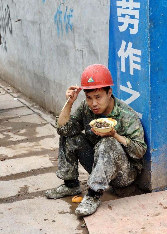 年產量5.72億雙，佔位半個世紀的解放鞋，為何最終被淘汰了？