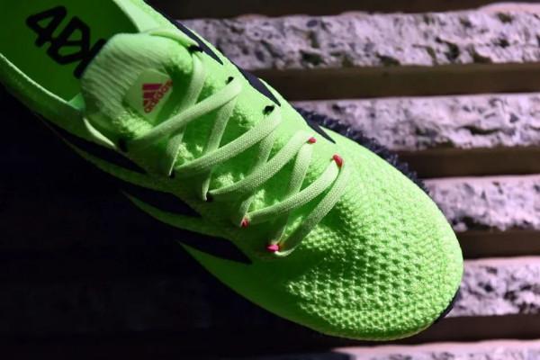 中底鏤空的4D列印跑鞋,真的能用來跑步嗎? 中底鏤空的4D列印跑鞋,真的能用來跑步嗎?