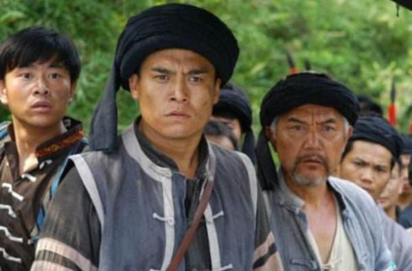 演員張永剛：母親累死，父親又賣血離世，今被丈母孃當親兒子