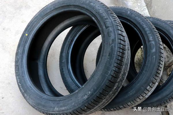 「轂銳馳」輪胎靜音再次升級—賓士威霆大改造計劃之輪轂篇 「轂銳馳」輪胎靜音再次升級—賓士威霆大改造計劃之輪轂篇