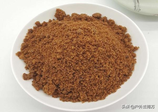 75歲民間老釣友，自制“聽話水”，每次釣魚加點，從不為漁獲發愁