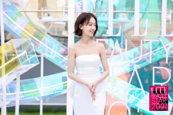 和而不同，向美而生，一起走進2021ELLE美妝之星
