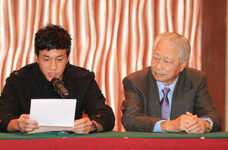 &quot;苦情霸總&quot;何潤東：留學被同學叫娘娘腔，被父親狼行教育導致自閉