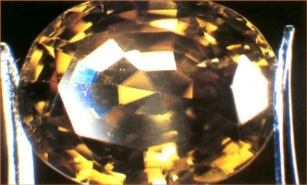 鋯石的鑑定---王建泉 鋯石的鑑定---王建泉