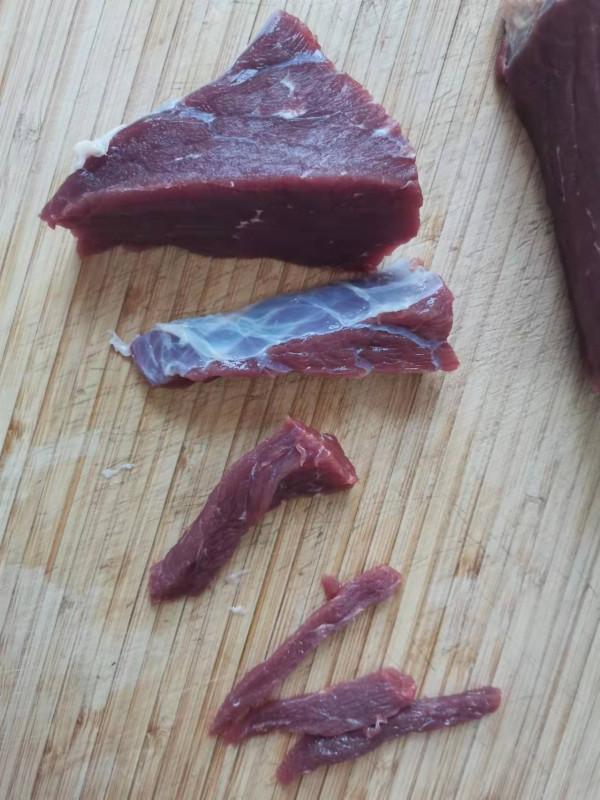 今天吃：自制牛肉小串，這世界上好吃的真的是太多了