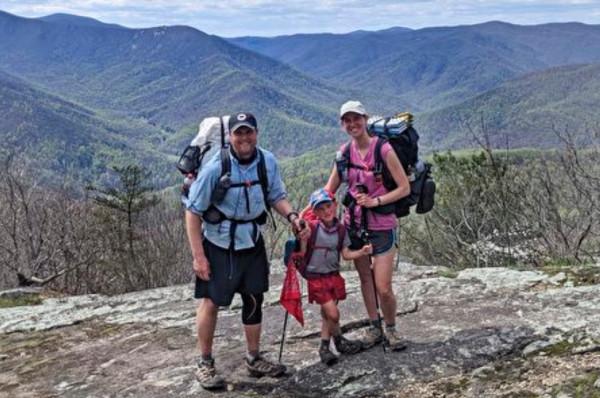 5歲孩童隨父母徒步3千公里穿越阿巴拉契亞山