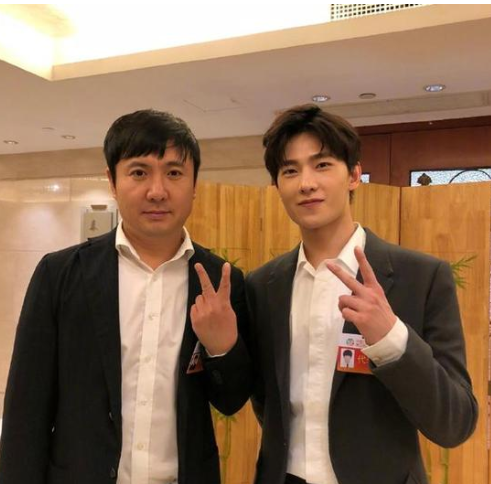 “新喜劇之王”沈騰和美貌學妹的瓜