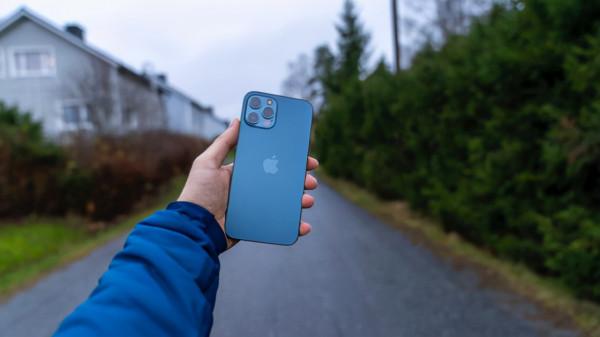 為什麼在關閉電源的 iPhone 上,我也可以透過“搜尋”功能找到它? 為什麼在關閉電源的 iPhone 上,我也可以透過“搜尋”功能找到它?