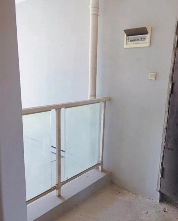 200㎡的房子換成100㎡後,空間縮小一半,家裡反而更井井有條了 200㎡的房子換成100㎡後,空間縮小一半,家裡反而更井井有條了