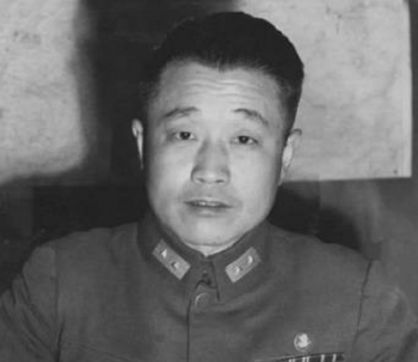淮海戰役,解放軍俘虜了一位軍需官,對方自曝:我是杜聿明 淮海戰役,解放軍俘虜了一位軍需官,對方自曝:我是杜聿明