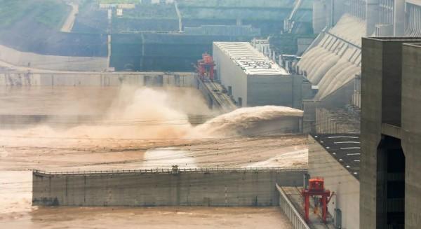 三峽大壩還能“撐”多久？若是拆除三峽大壩，會產生哪些影響？