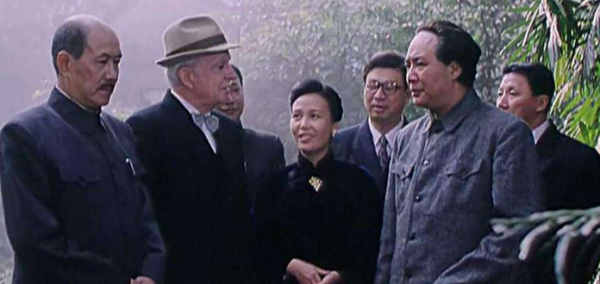 毛主席巧解字：“毛”與“蔣”惟妙惟肖，“王”與“王”各不相同