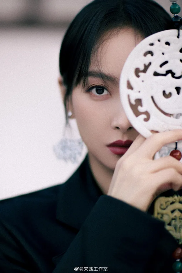 年終王炸古風濾鏡妝 你永遠可以相信故宮紅