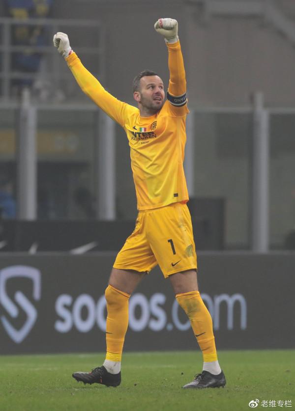 國際米蘭1-0都靈：漢達不斷長傳為哪般？新全攻全守備戰歐冠