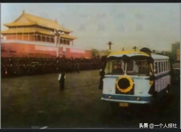 45年了，又想起&OpenCurlyDoubleQuote;十里長街送總理&rdquo;