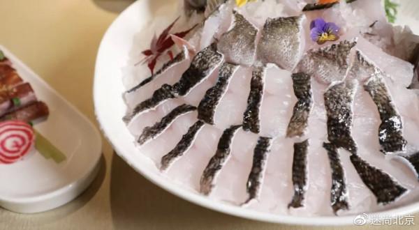 想滿足一站式吃喝玩樂的享受，北京這個藝術感十足的商圈值得一逛