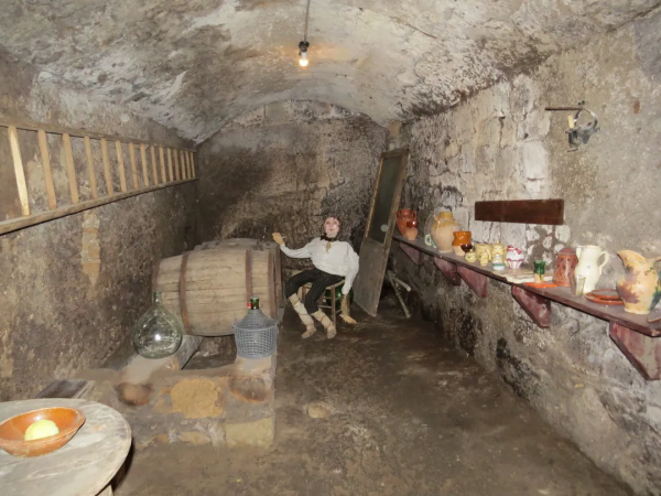 能聽到女巫唱歌的古鎮?地上地下兩種風貌的卡爾卡塔Calcata鎮 能聽到女巫唱歌的古鎮?地上地下兩種風貌的卡爾卡塔Calcata鎮