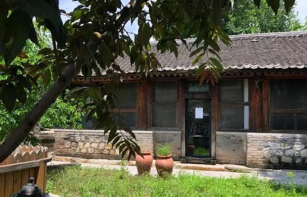 後疫情時代北京農村民宿老闆網上出租院子離場，卻有人大量租院子