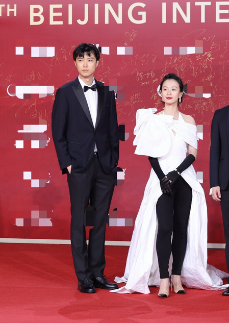 北京電影節紅毯亮相女星:佟麗婭最美,白百何、黃聖依好久不見 北京電影節紅毯亮相女星:佟麗婭最美,白百何、黃聖依好久不見