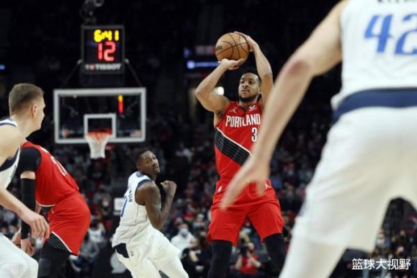 碾壓大勝！三槍62&plus;15，東契奇15&plus;10&plus;15，波津尷尬，二輪秀大驚喜