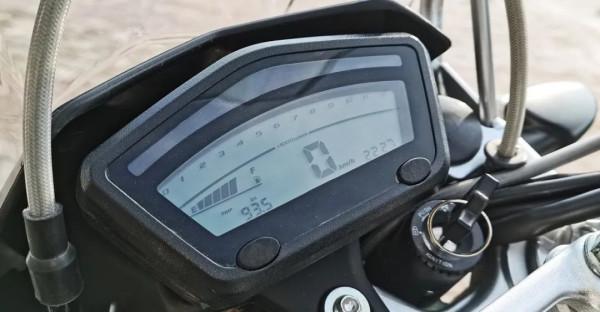 另一派拉力,綜合素質強悍 - 試駕SWM SD650 另一派拉力,綜合素質強悍 - 試駕SWM SD650