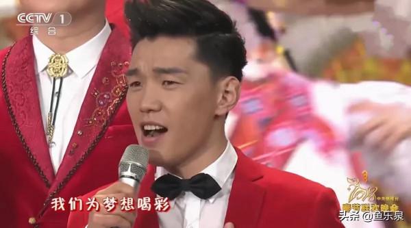 傲日其愣:從被校長羞辱的差生,逆襲到《星光大道》的年度總冠軍 傲日其愣:從被校長羞辱的差生,逆襲到《星光大道》的年度總冠軍