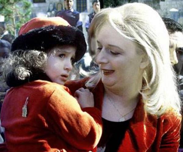 阿拉法特死後9年,嬌妻蘇哈直言後悔:我們結婚22年感覺就像50年 阿拉法特死後9年,嬌妻蘇哈直言後悔:我們結婚22年感覺就像50年