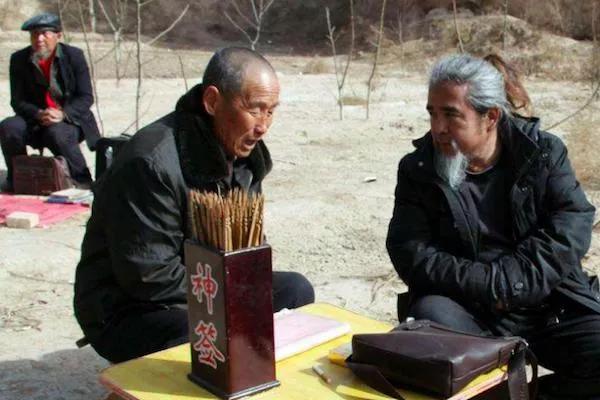 揭秘江湖“測字術”絕活“拋硯風”,測字高手小鐵嘴的故事 揭秘江湖“測字術”絕活“拋硯風”,測字高手小鐵嘴的故事