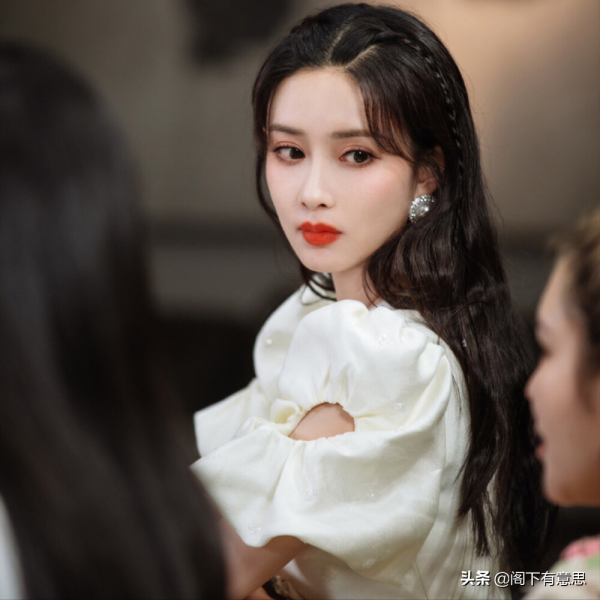 長相甜美賽過江南女子的東北女明星,一個比一個水靈 長相甜美賽過江南女子的東北女明星,一個比一個水靈