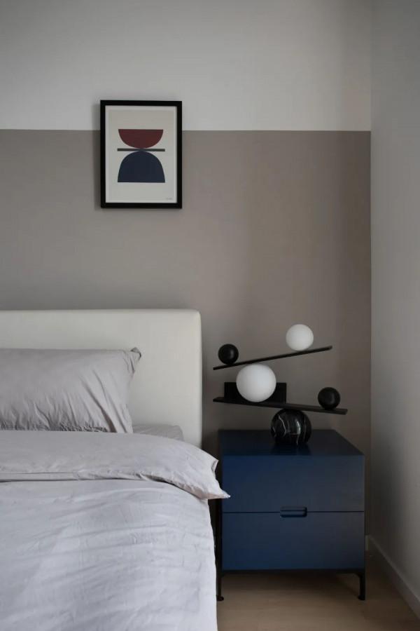 為了迎接新生女兒,一家人花90W在屋裡造了個太空艙 為了迎接新生女兒,一家人花90W在屋裡造了個太空艙