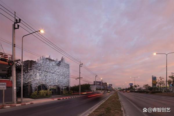 隨風飄散的外立面&mdash;&mdash;曼谷現代鋁博物館的鋁條外立面