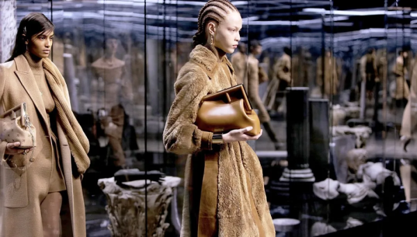 秋冬買包聖經 | 50+款時尚度拉滿的新款大盤點 秋冬買包聖經 | 50+款時尚度拉滿的新款大盤點