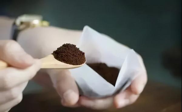 每次丟掉咖啡渣都心痛？那是因為你不知道咖啡渣，正確的開啟方式