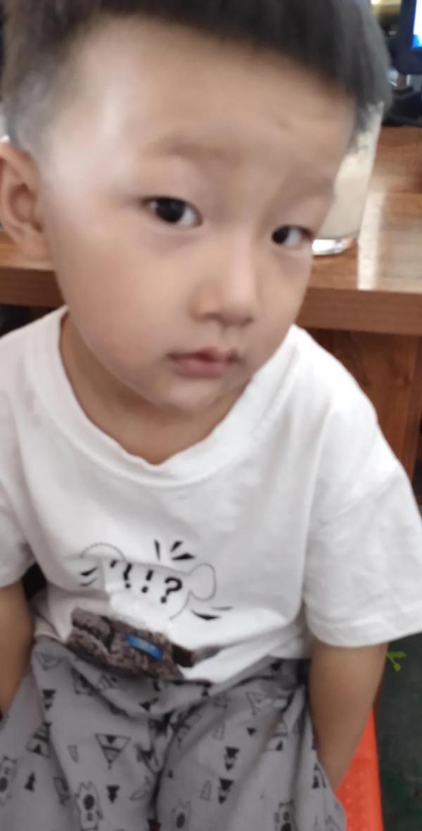 林子大了,什麼鳥都有;圈子大了,啥人也有 林子大了,什麼鳥都有;圈子大了,啥人也有