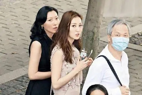 TVB5位“不缺錢”的港姐,張寶兒身價也過億,袁偉豪嫁妝拿到手軟 TVB5位“不缺錢”的港姐,張寶兒身價也過億,袁偉豪嫁妝拿到手軟