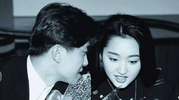 楊鈺瑩：從小失去父親，兩段感情，賴文峰傷她至深，51歲不婚不孕