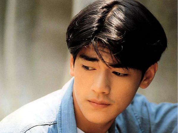 謎一樣的金城武，長得好看的男人都愛玩消失？