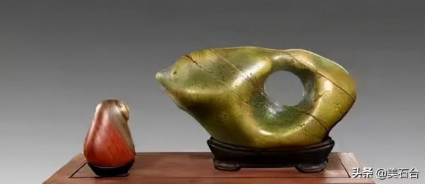 四川有種綠石頭,隨便撿到一塊都能賣幾萬 四川有種綠石頭,隨便撿到一塊都能賣幾萬