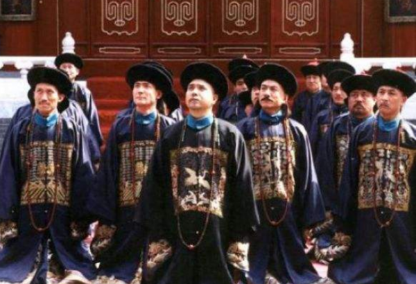 正一品，在清朝都是什麼官職？一共有幾個