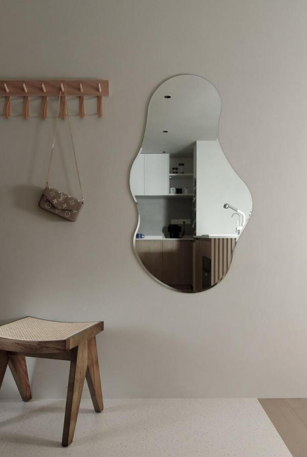 三室改一室,圍合式客廳,這位獨居的女生,彷彿將生活過成了詩 三室改一室,圍合式客廳,這位獨居的女生,彷彿將生活過成了詩