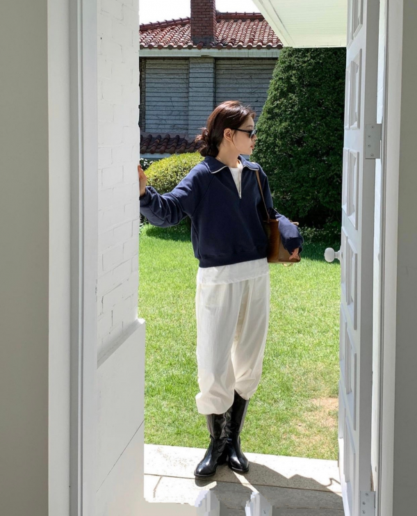 冬季別總披頭散髮，試著扎個韓系低馬尾，配上精緻穿搭特顯氣質